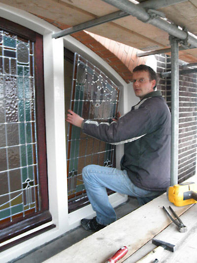 Plaatsen van het raam